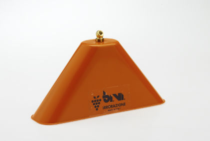ART. 173 HERCIDAL SHIELD
Plastic shield with nozzle and brass
Suitable for all low pressure lances
Ideal for special and local treatments
Made in Italy